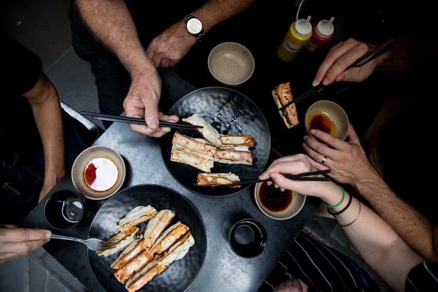 Melbourne: 3-Hour Foodie Discovery Walking Tour - Arcades, grungy alleys, and the art-in-the-streets feel