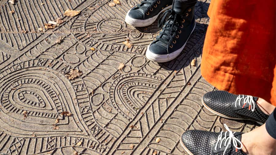 Melbourne: Aboriginal Heritage Walking Tour - Birrarung Marr and the Kulin Nation stories that give the stops meaning
