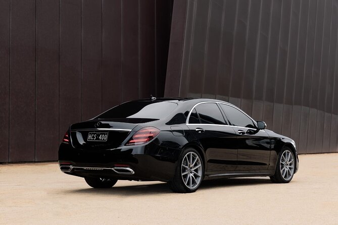 Melbourne CBD to MEL Airport Private Transfer 4 or more - Timing Reality: The 35 to 45 Minute Target