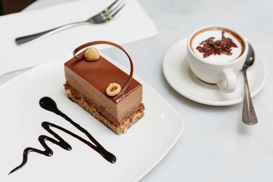 Melbourne Chocolate Wonderland Walking Tour - Plantation to Plate: Coverture vs Compound and Tasting Techniques