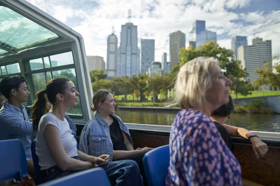 Melbourne City Cruise with Tea, Coffee, and Commentary - Key things to know before you board