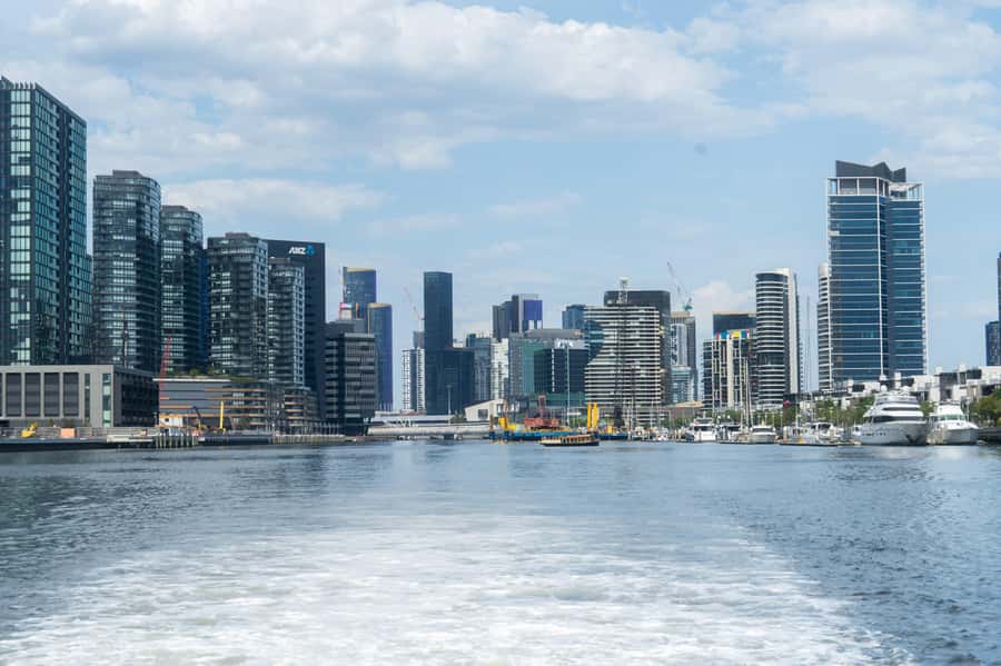 Melbourne City Cruise with Tea, Coffee, and Commentary - Should You Book the Melbourne City Cruise?
