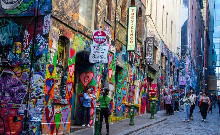 Melbourne: City Highlights Group Tour by Bus - Meeting at Flinders & Market: Start Close to the Action