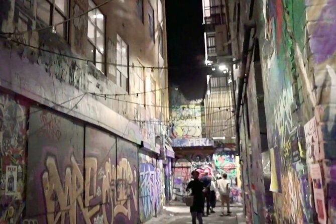 Melbourne Ghost Tour - Guide Power: When the Host Turns Facts into Theatre