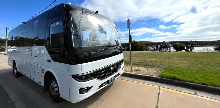 Melbourne: Great Ocean Road Extended–Top Stops&London Bridge - Twelve Apostles: how to enjoy the main event without rushing