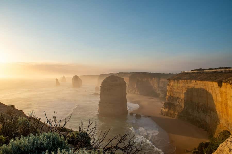 Melbourne: Helicopter Tour to 12 Apostles & Great Ocean Rd - Why this Melbourne-to-12 Apostles helicopter route works so well