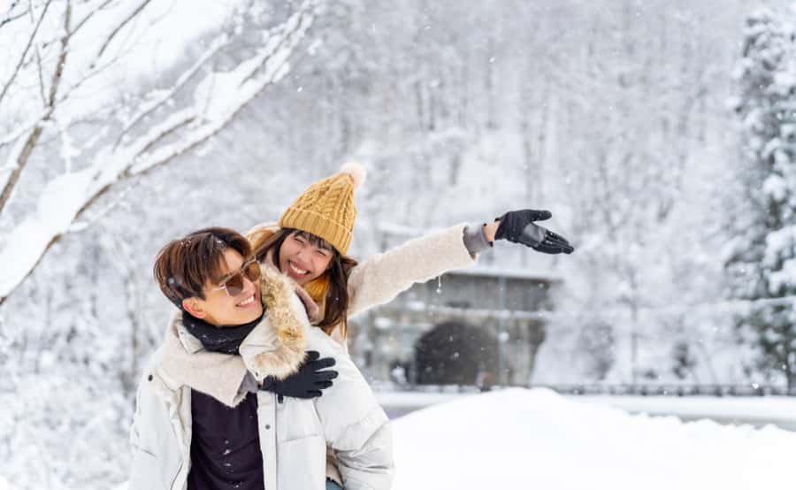 Melbourne: Lake Mountain Snow, Waterfall & Chocolaterie Tour - A Melbourne snow-and-chocolate day trip that fits real life