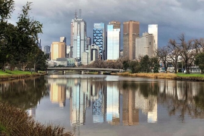 Melbourne Landmark City Tour. Your day Your way Your private tour - Albert Park Grand Prix track to Fitzroy Street: city energy near the lake