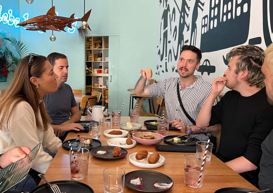 Melbourne: Laneways Food Tour with 8 Authentic Tastings - The Tasting Lineup: Coffee, Indigenous Bite, Focaccia, Cheese, Wine, Chocolate