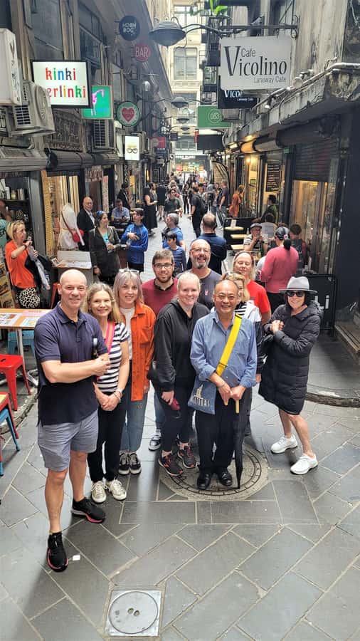 Melbourne Laneways Tour - Street art and unexpected artist moments