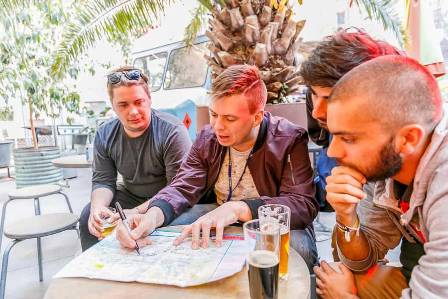 Melbourne: Local Laneway Bars and Their Stories - Distillery stops, rooftops, and the variety jump between venues