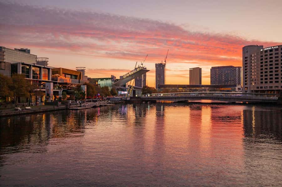 Melbourne: Luxury Sunset Cruise on Yarra River - Key Highlights You’ll Actually Notice