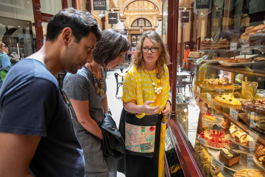 Melbourne: Original Lanes & Arcades Walk (max 8 guests only) - The original laneways: alleywalls, stories, and street-art context