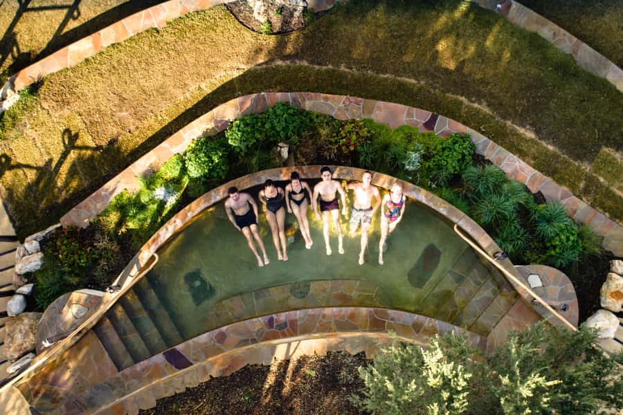 Melbourne: Peninsula Hot Springs Early Bathing & Scenic Tour - From Regent Theatre to the Mornington Peninsula in One Smooth Ride