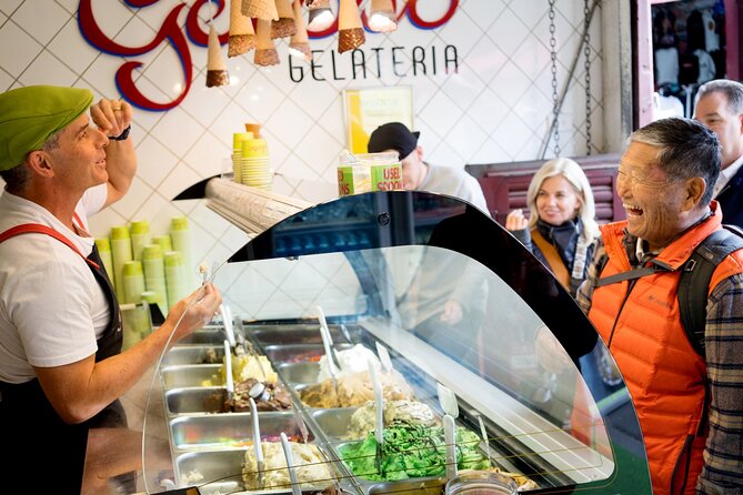 Melbourne Private Multicultural Markets Food Tour - Queen Victoria Market in the Morning: How the Place Works