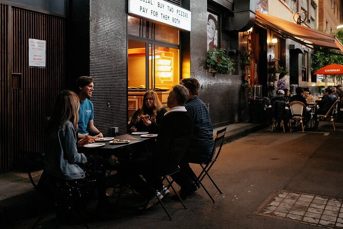 Melbourne: Progressive Dinner Tour - Chinatown, Laneways & Drink - Hosier Lane and the Included Drink: Street Art Meets Nightlife Planning