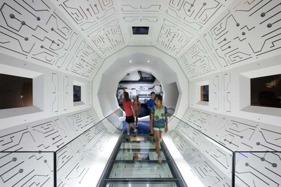 Melbourne: Scienceworks Entry Ticket - Plan Your Day Around the Big Zones: Exhibits, Futures, and Sportsworks
