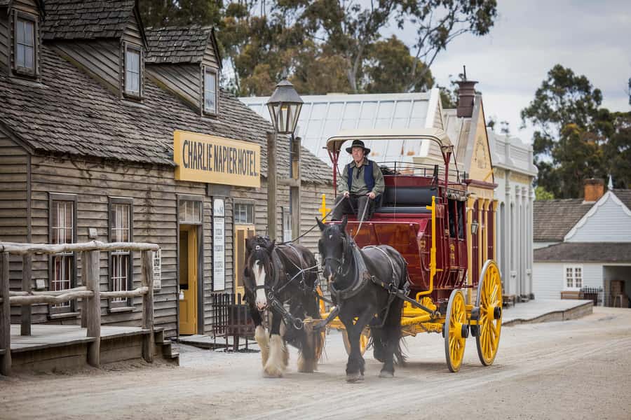 Melbourne: Sovereign Hill 'A Touch of Gold' Ballarat Tour - Gold Panning, Gold Pour, and the Redcoat Parade