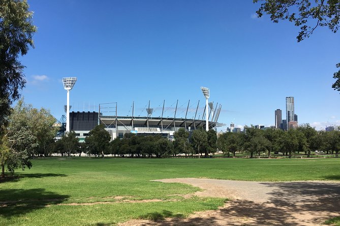 Melbourne Sports Precinct Walk with Behind-the-Scenes MCG Tour - Getting started at 9:30am: where you meet and how the day flows
