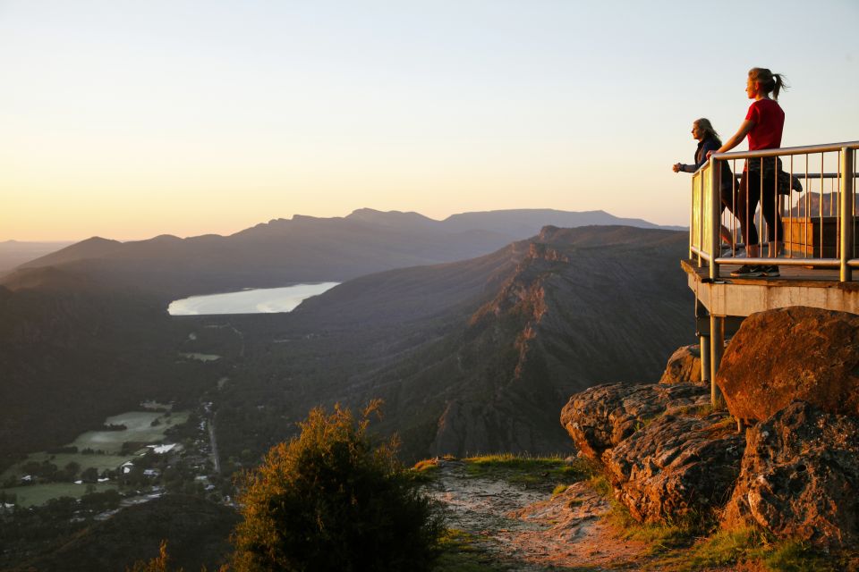 Melbourne to Adelaide: 2-Day Great Ocean Road Grampians Tour - What to pack for sun, steps, and changing weather