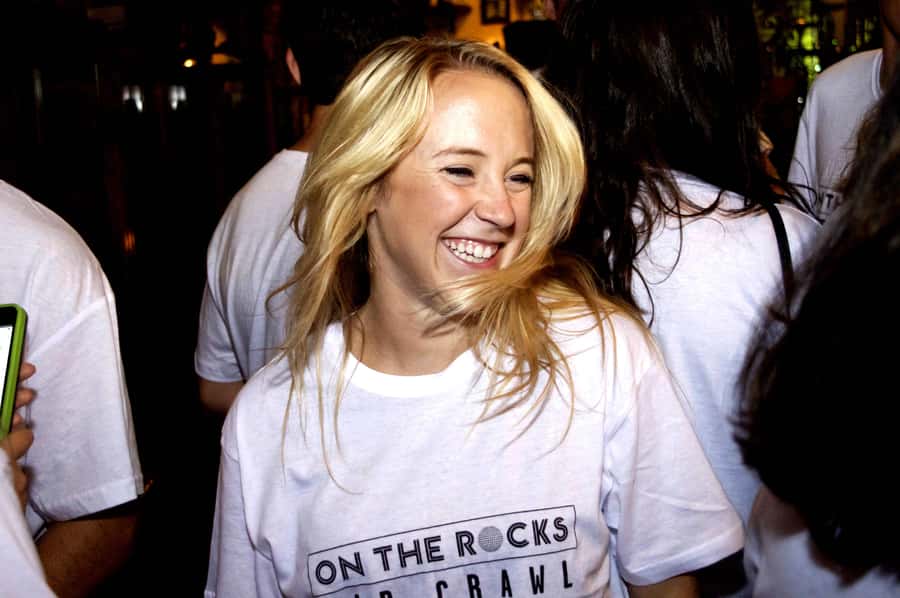 Melbourne: Weekly Bar Crawl: 5 Free shots, Club Entry - Meeting inside the starting venue (and why it prevents chaos)