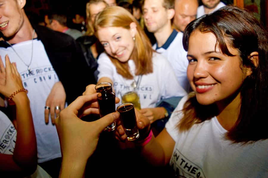 Melbourne: Weekly Bar Crawl: 5 Free shots, Club Entry - Stop-by-stop: how the crawl gets you from chat to club