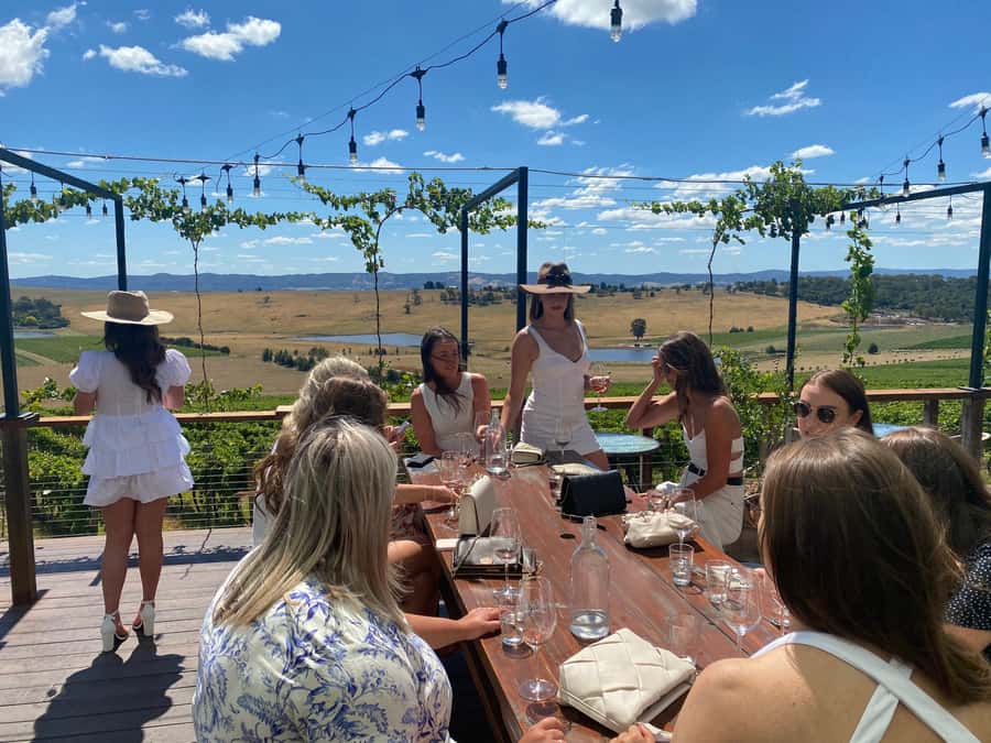 Melbourne: Yarra Valley Wine, Cider, Gin, Beer, & Choc Tour - Lunch at Hubert’s Estate or Domaine Chandon: Choose Your Scene
