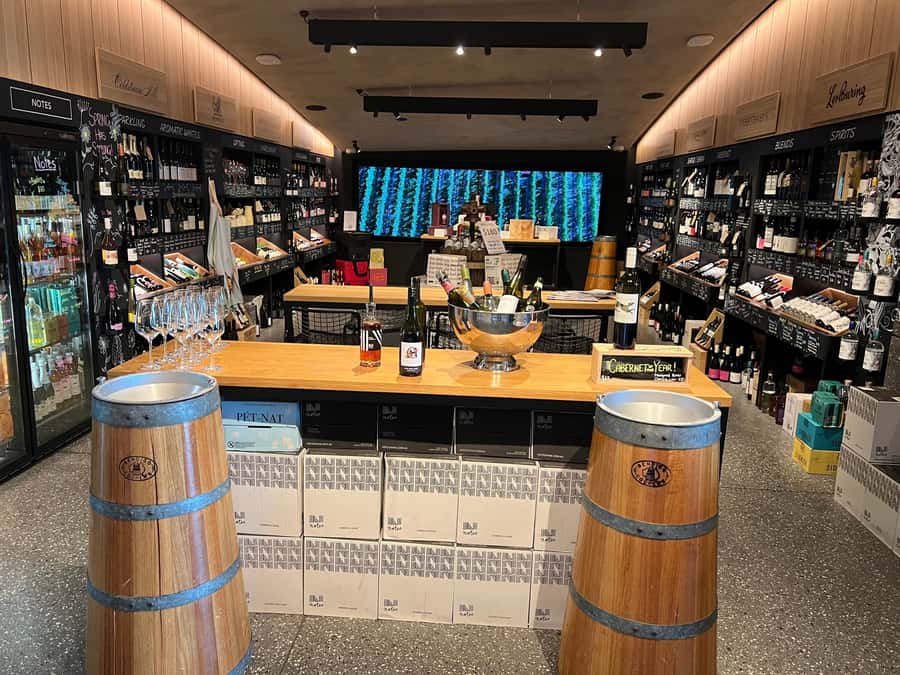 Melbourne: Yarra Valley Wineries Private Day Tour - TarraWarra Estate: photo stops plus a tasting session