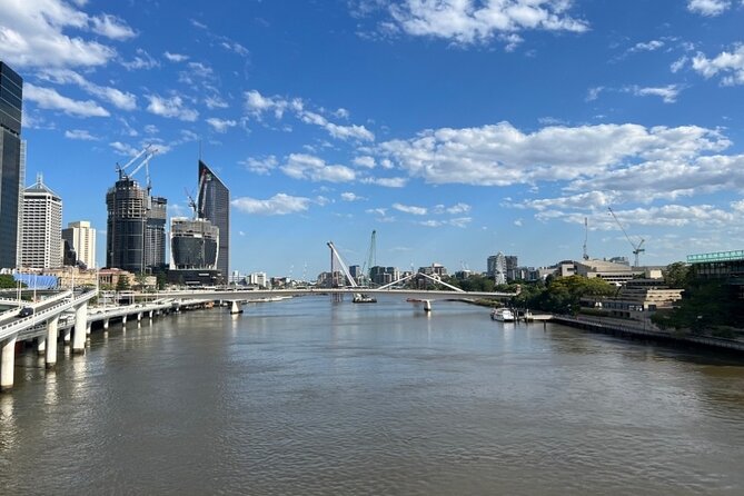 Mid-Afternoon Sightseeing Cruise: 2:30pm-4pm (90min) - Afternoon Tea and Drinks: What You Actually Get