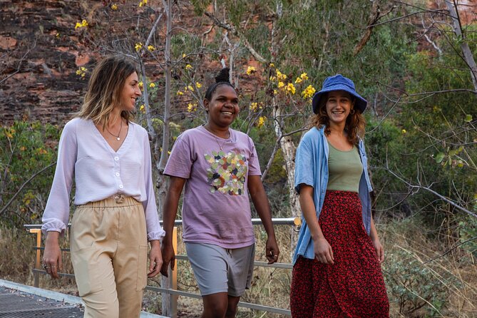 Mirima Walk: Aboriginal Culture & Country - Mirima National Park: the 30-minute walk, rock art, and bush tucker