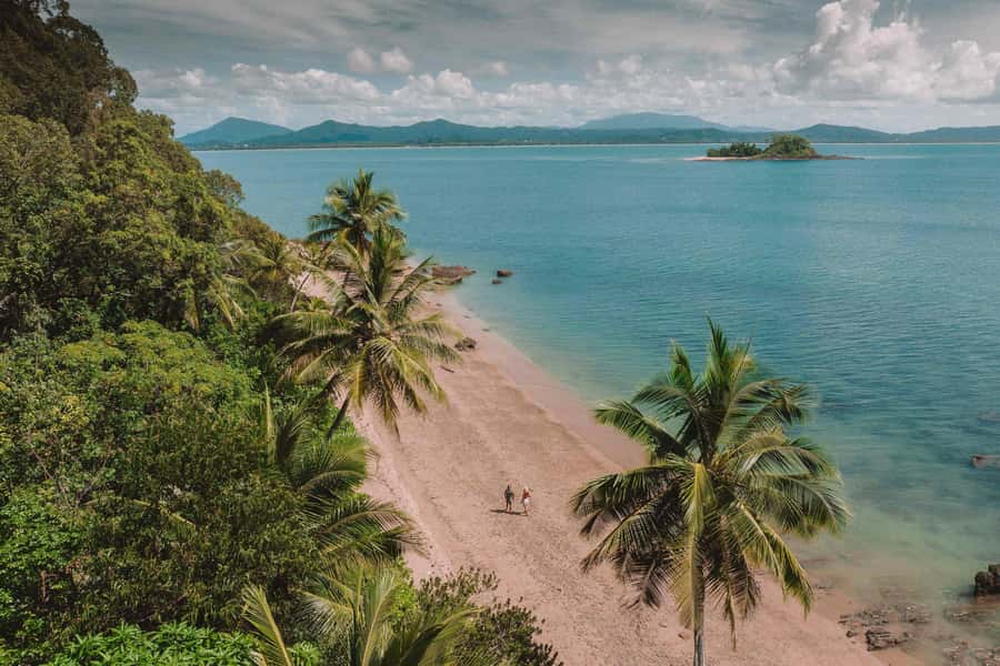 Mission Beach: Outer Great Barrier Reef & Dunk Island Tour - QuickCoast and your crew: why the water guidance matters