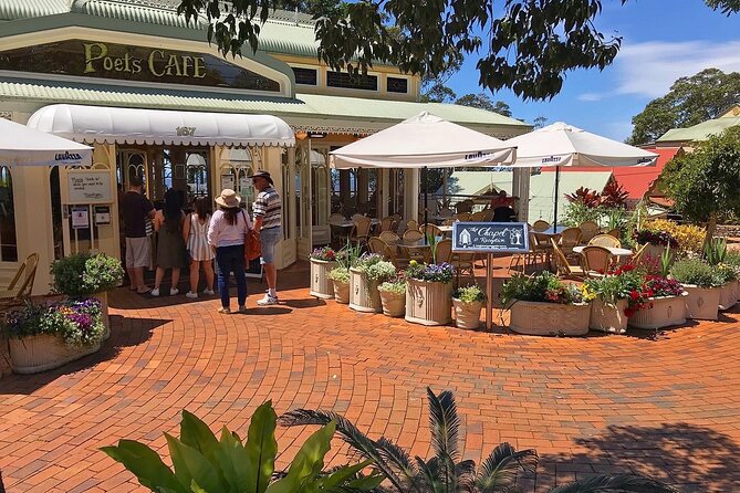 Montville, Maleny and Sunshine Coast Hinterland Tour with Lunch - Flaxton Lunch: Included Food, Plus a Shop Filled With Local Produce and Crafts