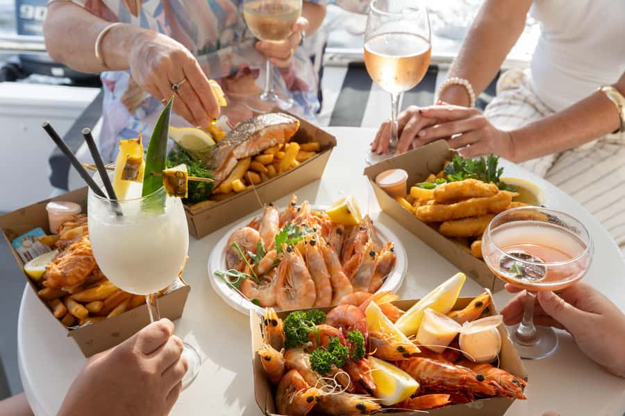Mooloolaba: Seafood Lunch Cruise - FAQ