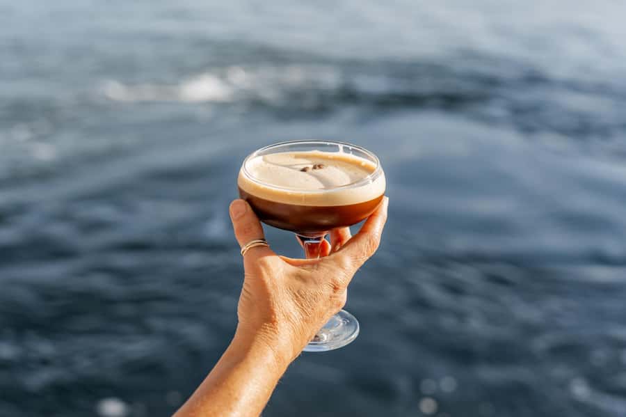 Mooloolaba: Seafood Lunch Cruise - The fully licensed bar: cocktails, coffee fixes, and how to plan for it
