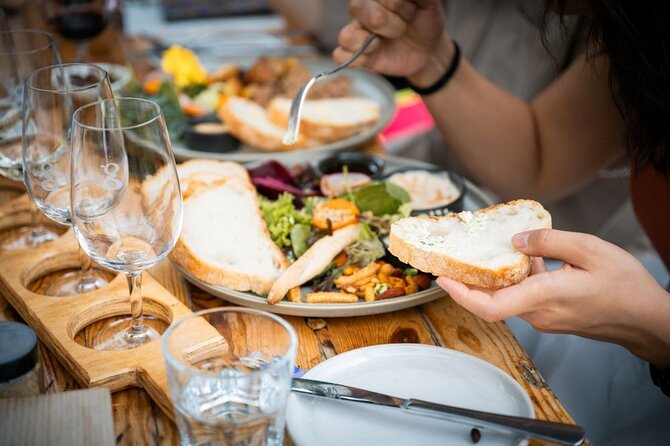 Mornington Peninsula Boutique Wine and Lunch Small Group Tour - Getting There Right: Arts Centre Melbourne Start and Premium Midi-Coach Comfort