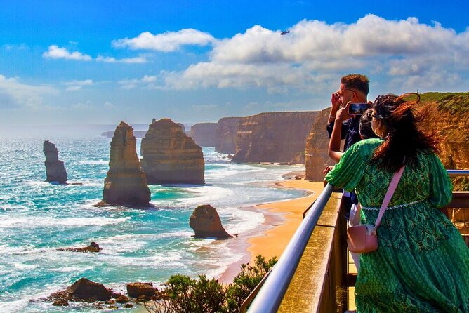 Mornington Peninsula Luxury Lunch, Wine Tasting & Pt Leo Art Walk - Stop-by-stop: Montalto, cheese at Red Hill, Pt Leo art, and Quealy