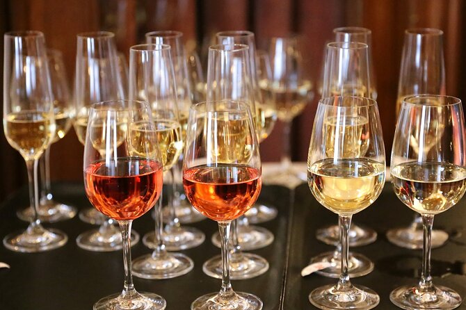 Mornington Peninsula Winery Bus Tour including lunch with a glass of wine - Price and what you actually get for $139.86