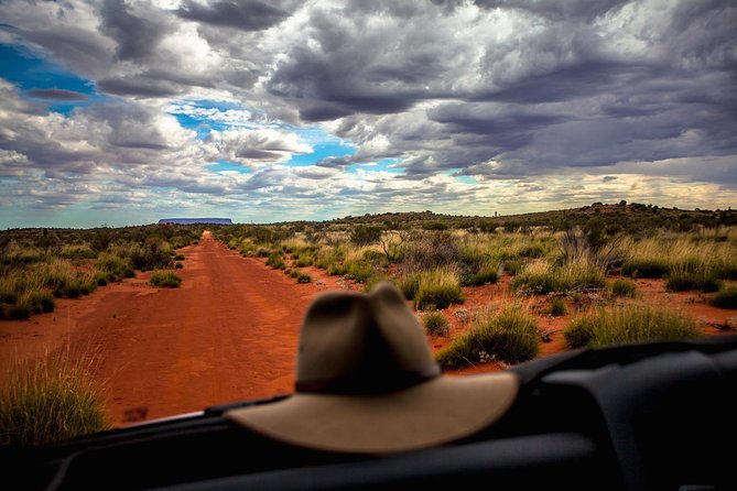 Mt Conner 4WD Small Group Tour from Ayers Rock Resort inc Dinner - Getting picked up at Ayers Rock Resort and the 4WD comfort factor