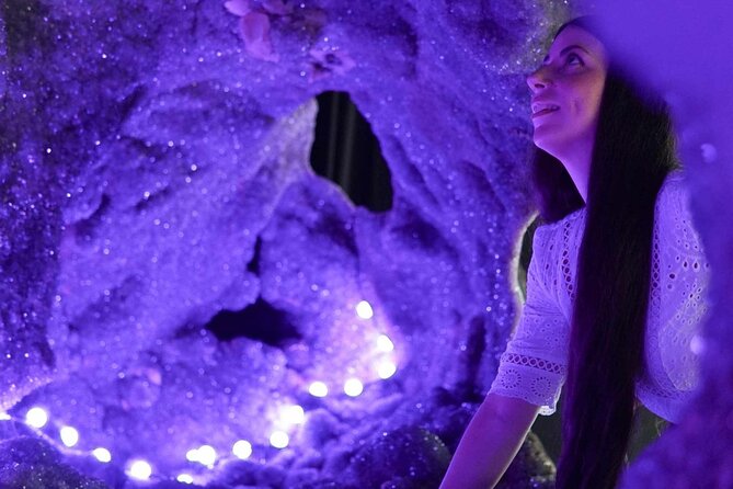 Near Gold Coast: Crystal Castle Admission Ticket - The day’s guided moments: sound bath, meditation, and the 11am tour
