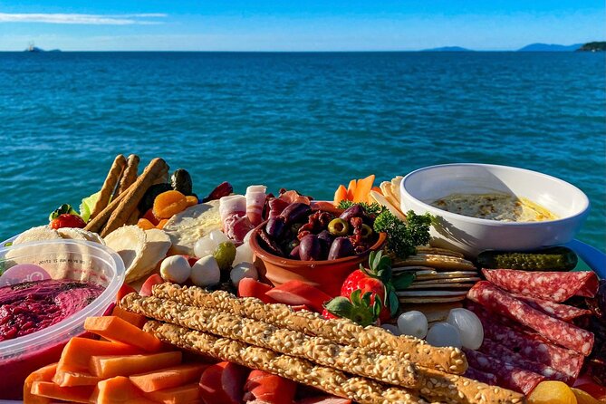 NEW SUNSET TOUR-Airlie Beach Sunset Sail in Style- BYO drinks - Tips to make your evening run smoothly