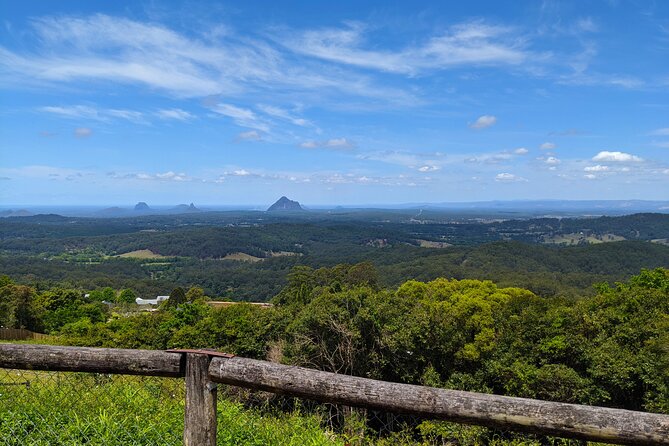 Noosa, Eumundi Markets, Glass House Mountains from Brisbane - Noosa Main Beach: the classic coastline reset