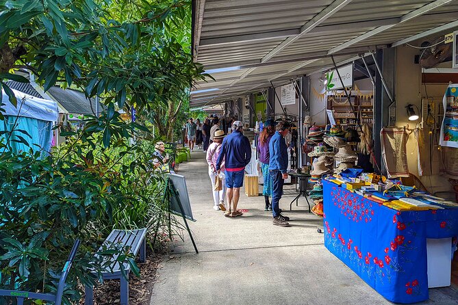Noosa, Eumundi Markets, Glass House Mountains from Brisbane - Flaxton morning tea at The Barn on Flaxton