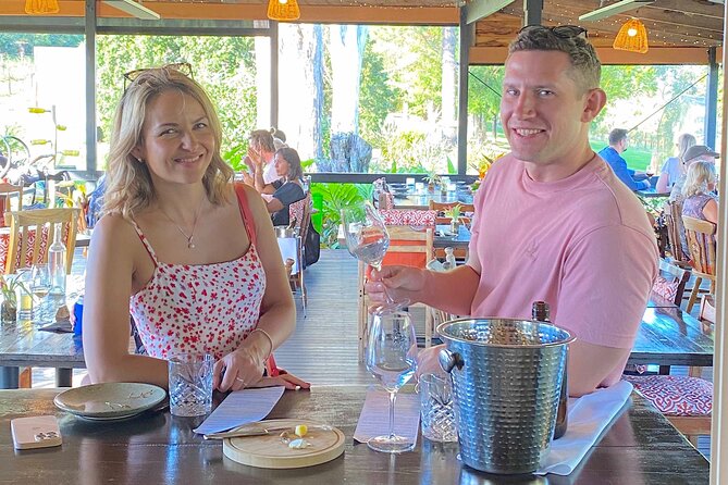 Noosa Hinterland Tour with Lunch, Wine & Cheese Tasting & more - Cooran Lookout: Quick Panoramas With Noosa Heads in Sight