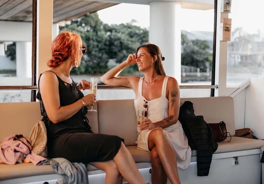 Noosa: River and Canals - Day Cruise - Woods Bay: what to watch for when the scenery turns sheltered
