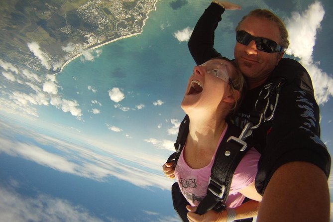Noosa: Tandem Skydive Experience - Coolum Beach or Riverside Landing: How Weather Changes the Day