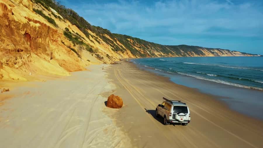 Noosa to Rainbow Beach: 4-Wheel Drive Tour in Great Sandy NP - Red Canyon and Coloured Sands: the lesson behind the color