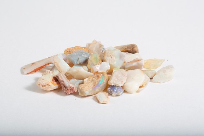 Opal polishing workshops in beautiful Mudgee wine country - Choosing your three opals (6–12ct each): your most important decision