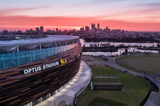 Optus Stadium HALO by Twilight - Why the views feel so good: 360 degrees, night air, and photo help