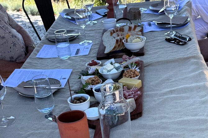Orange Region Winery Experience by Onayi - Meeting point at Orange Visitor Information Centre (and why that’s useful)