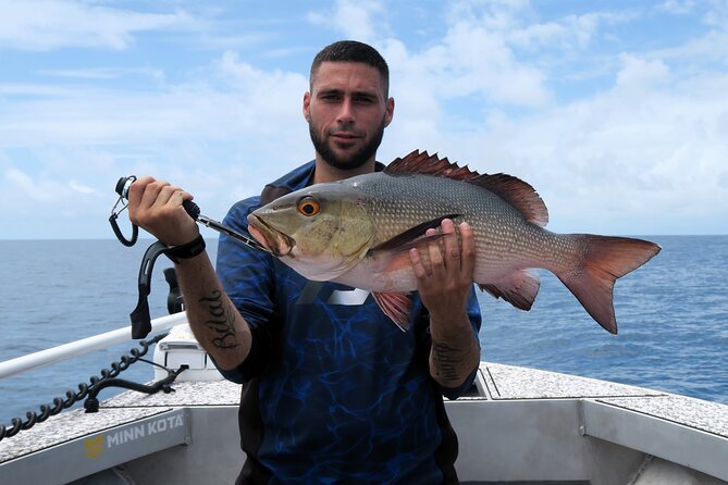 Out n About Sportfishing for Share and Private Charters on Reef and Estuary - Who This Charter Fits Best (Families, Couples, and Corporate Groups)